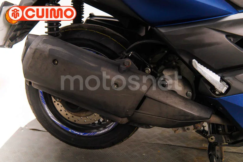Yamaha XMAX 300 - Vista 15
