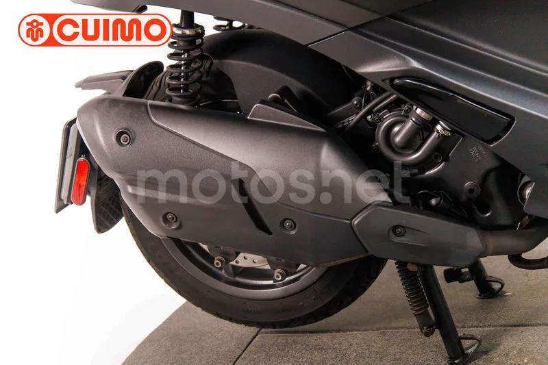 Piaggio MP3 530 Exclusive - Vista 14