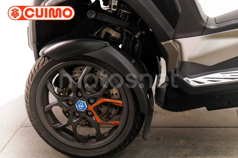 Piaggio MP3 530 Exclusive - Vista 19