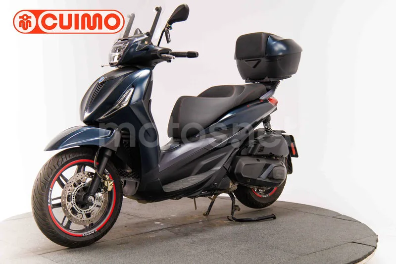 Piaggio Beverly 400 - Vista 9