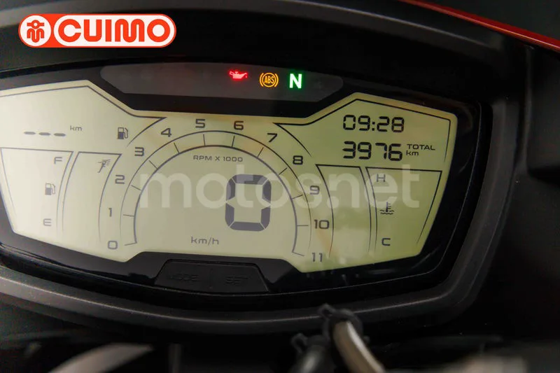 Aprilia Tuono 125 - Vista 28