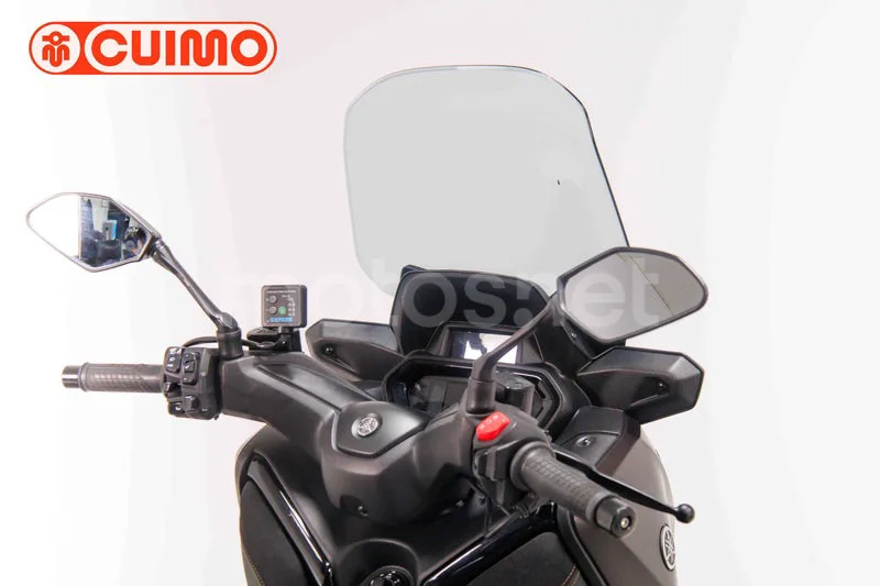 Yamaha XMAX 300 - Vista 17