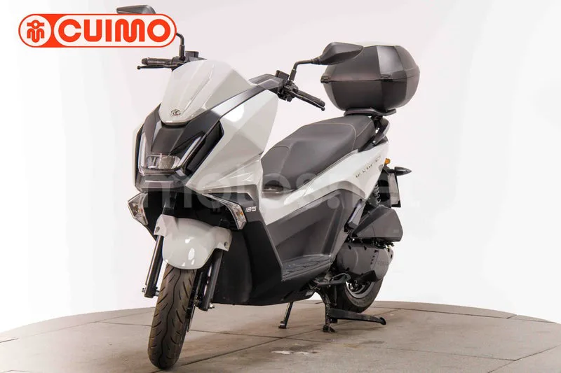 Kymco Sky Town 125 - Vista 9