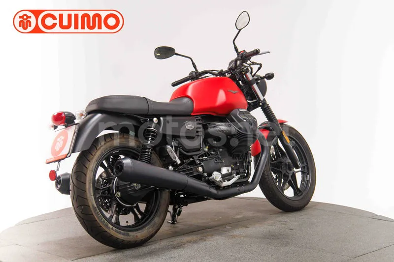 Moto Guzzi V7 III - Vista 4