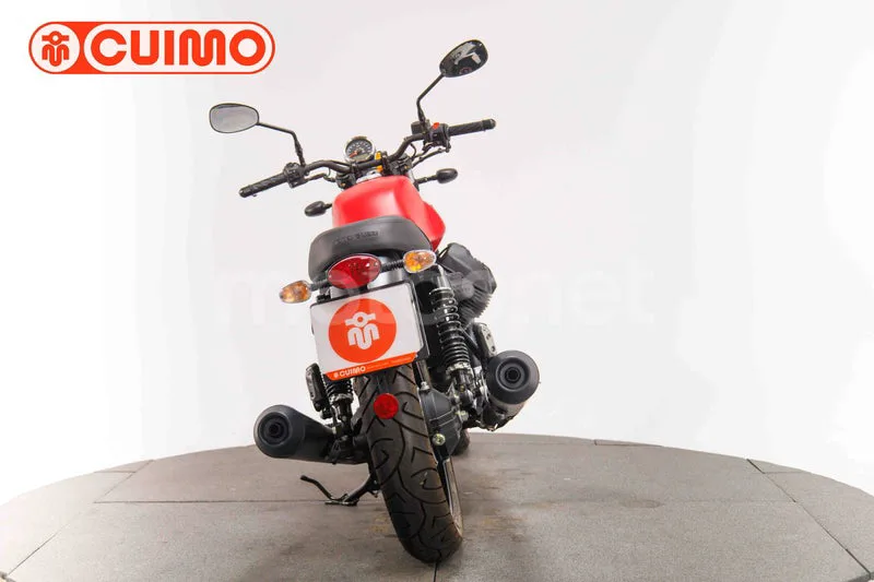 Moto Guzzi V7 III - Vista 5