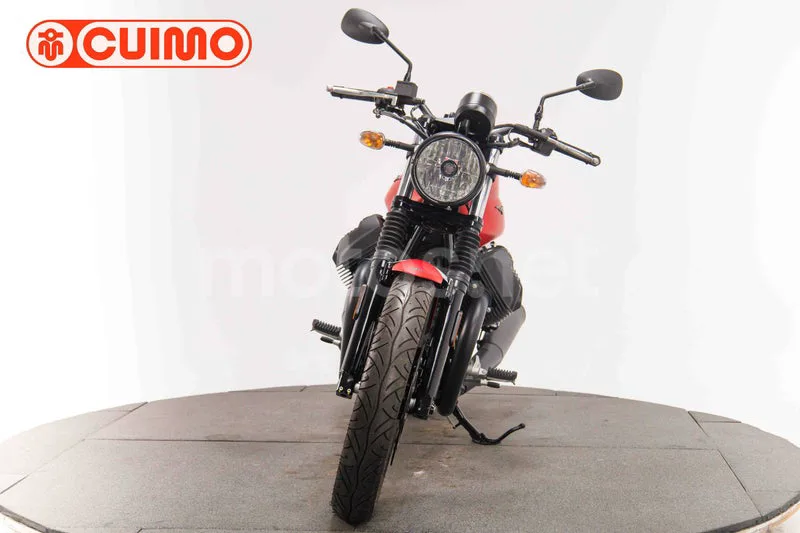 Moto Guzzi V7 III - Vista 10