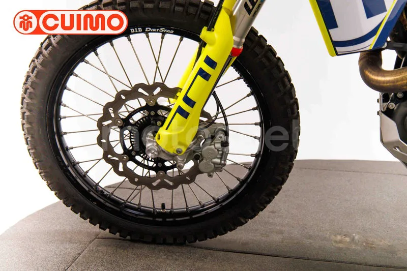 Husqvarna 701 Enduro - Vista 35
