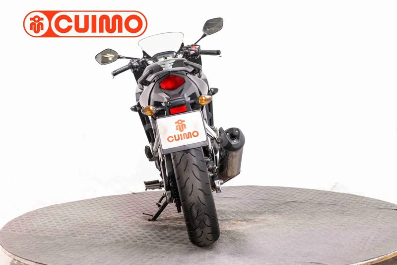 Honda CBR500R - Vista 11