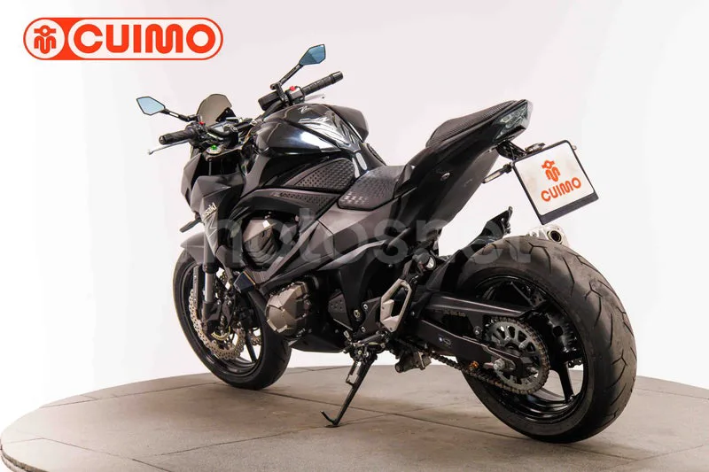 Kawasaki Z800 - Vista 6