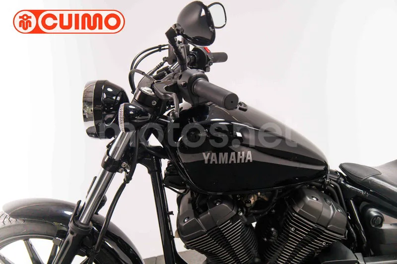 Yamaha XV950 - Vista 21