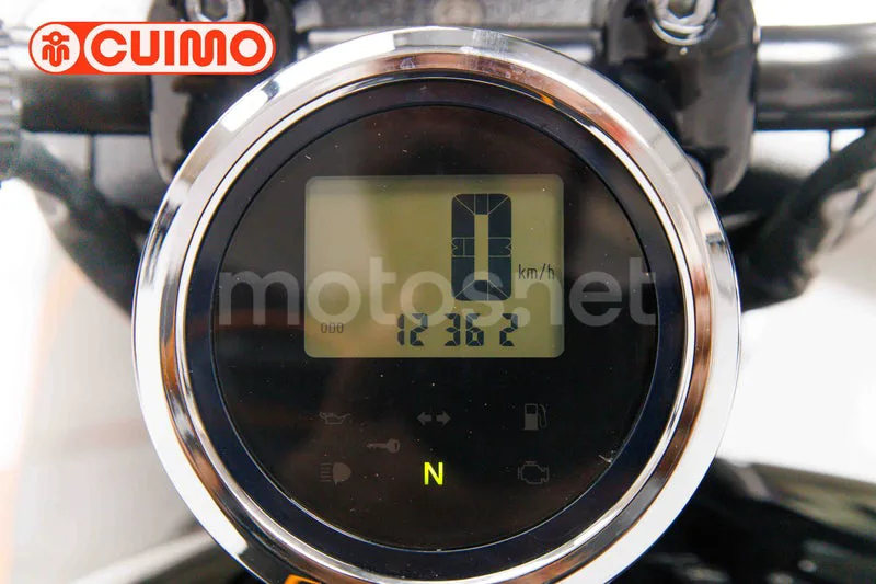 Yamaha XV950 - Vista 25