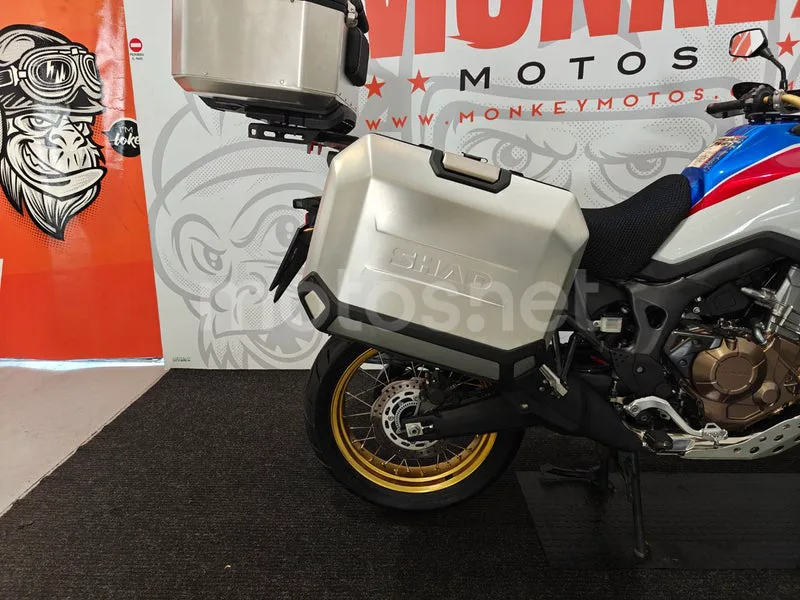 Honda CRF1000L Africa Twin - Vista 11