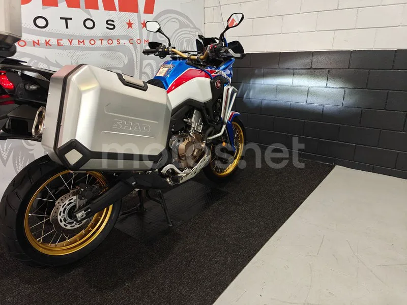 Honda CRF1000L Africa Twin - Vista 3