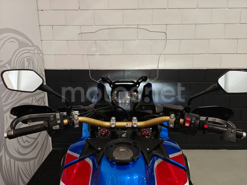 Honda CRF1000L Africa Twin - Vista 7