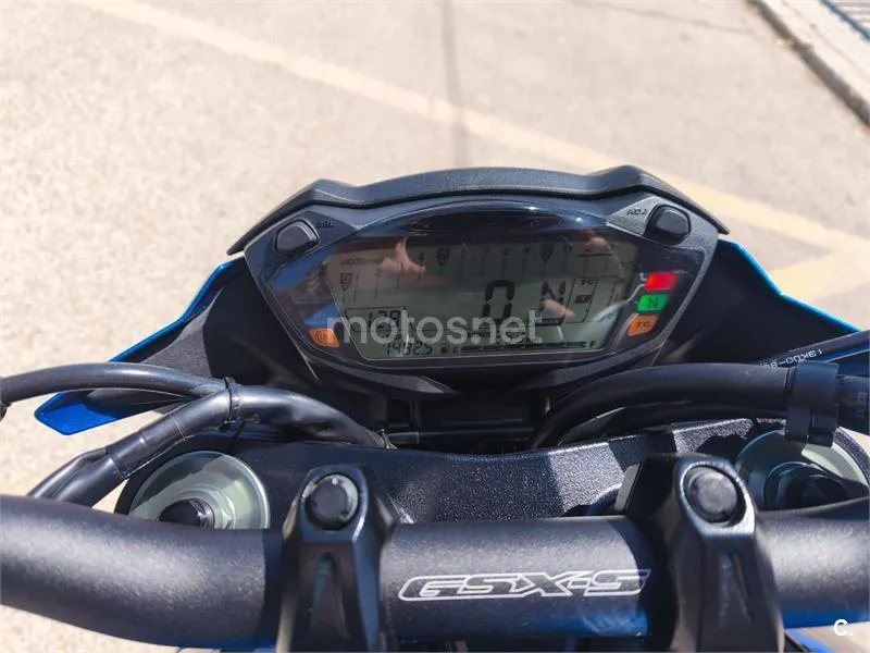 Suzuki GSX-S750 - Vista 8