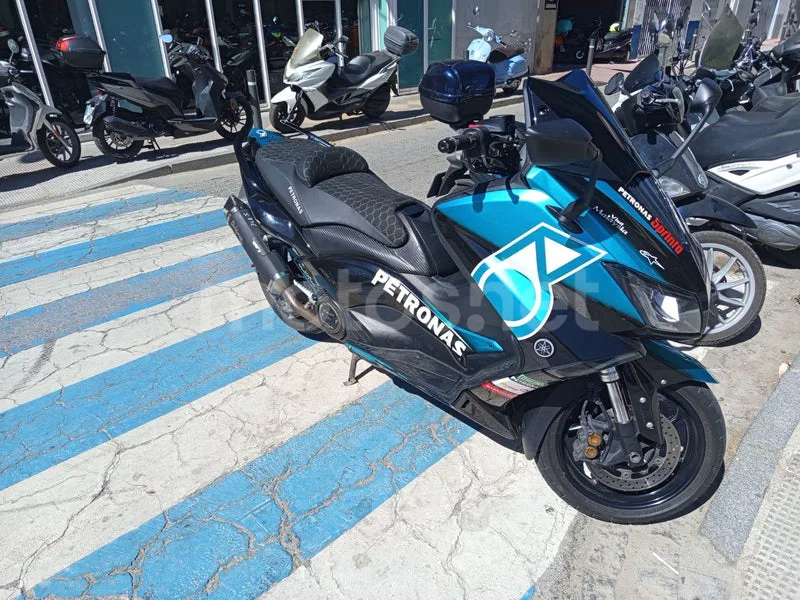 Yamaha TMAX 530 - Vista 9