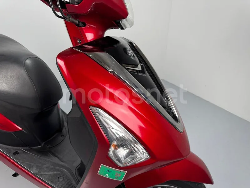 Yamaha D'elight - Vista 14