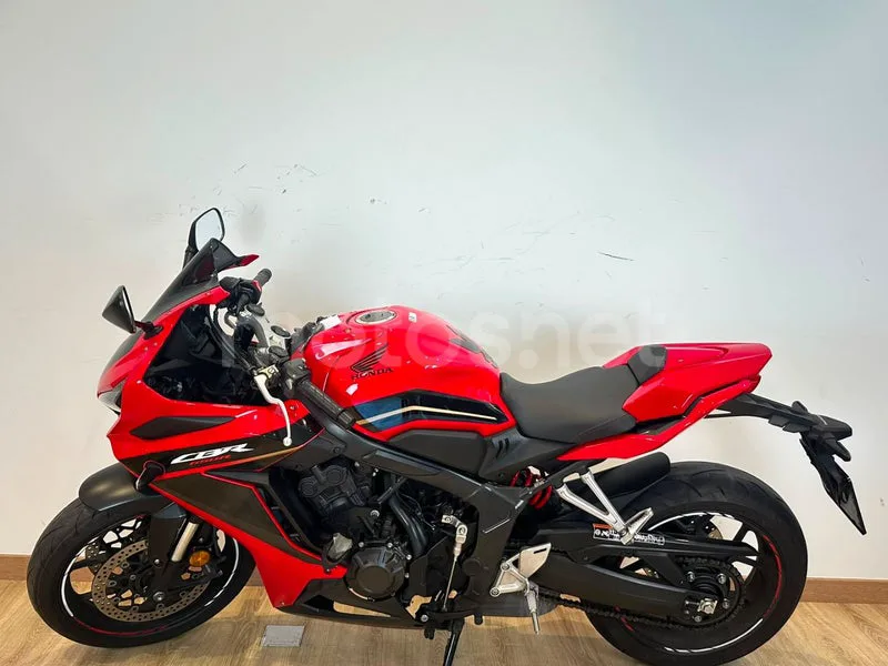 Honda CBR650R 8100 € 2023 Barcelona - 1