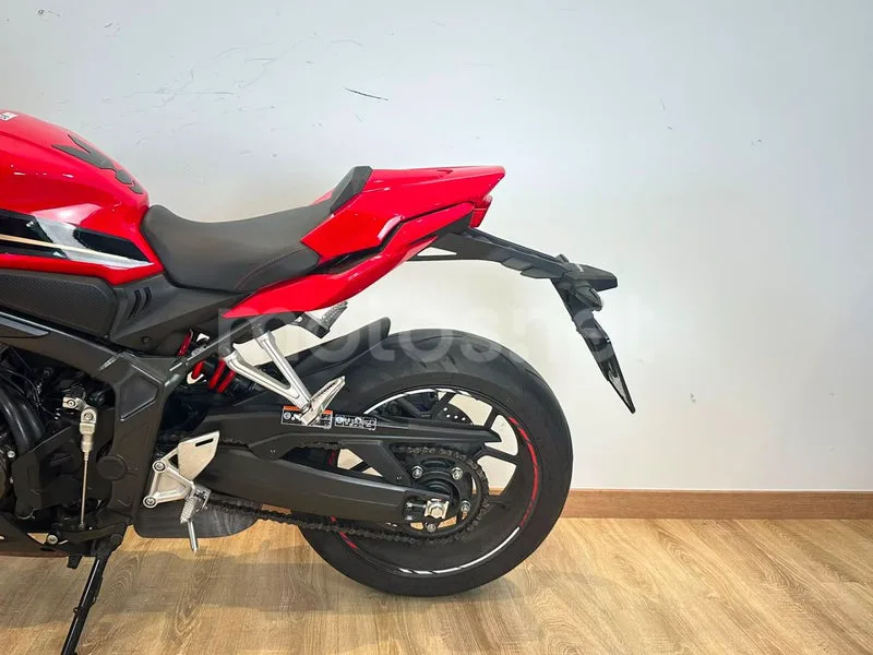 Honda CBR650R - Vista 3