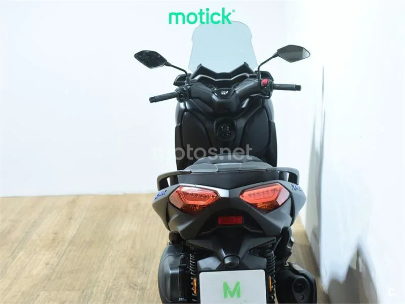 Yamaha XMAX 300 - Vista 6