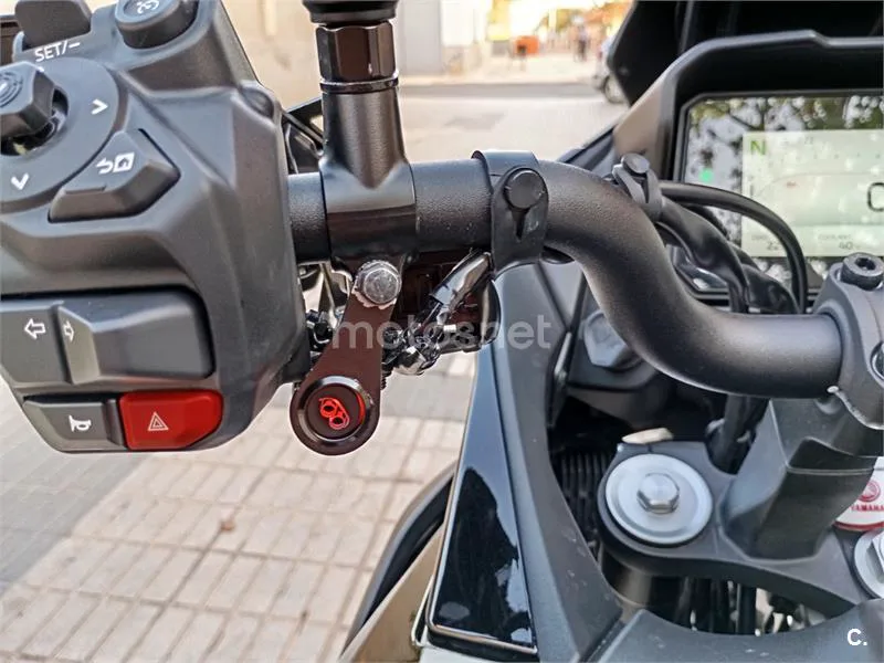 Yamaha Tracer 7 - Vista 7