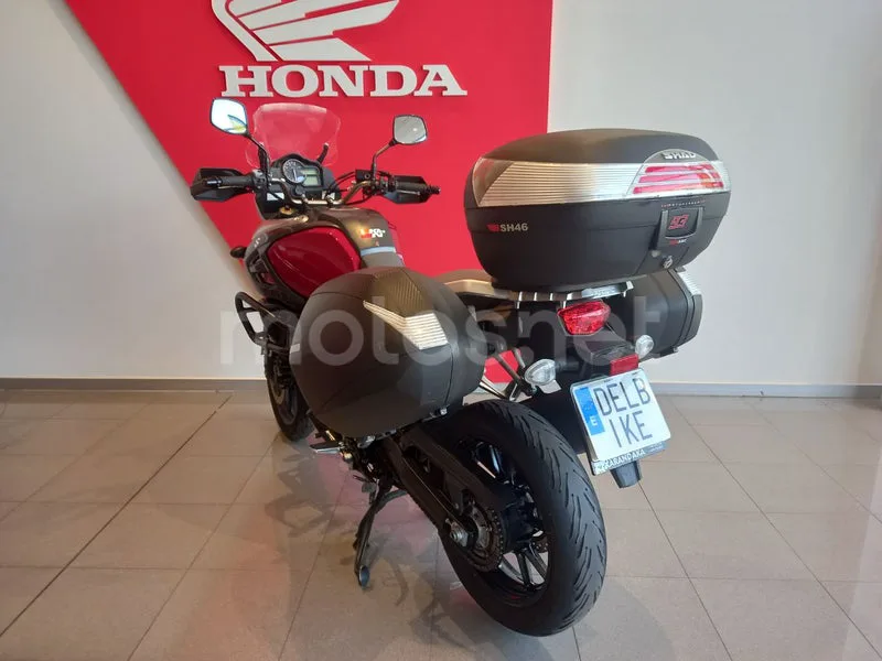 Suzuki V-Strom 1000 - Vista 6