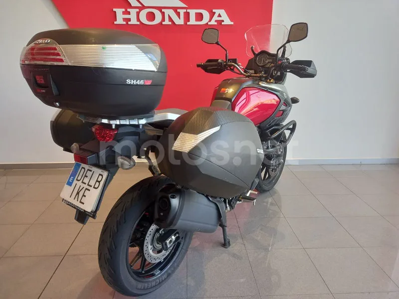 Suzuki V-Strom 1000 - Vista 8