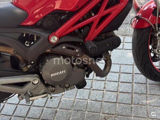 Ducati Monster 696 4100 € 2010 Córdoba - 2