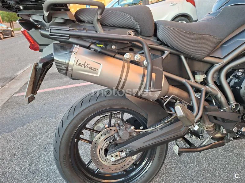 Triumph Tiger 800 - Vista 3