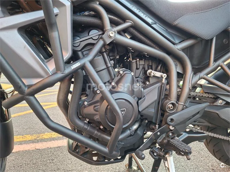 Triumph Tiger 800 - Vista 4
