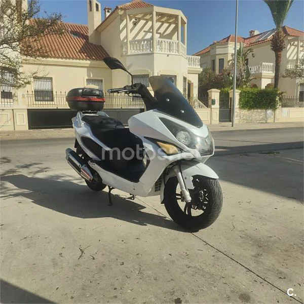 Daelim S3 125 FI Touring 1100 € 2013 Cádiz - 1
