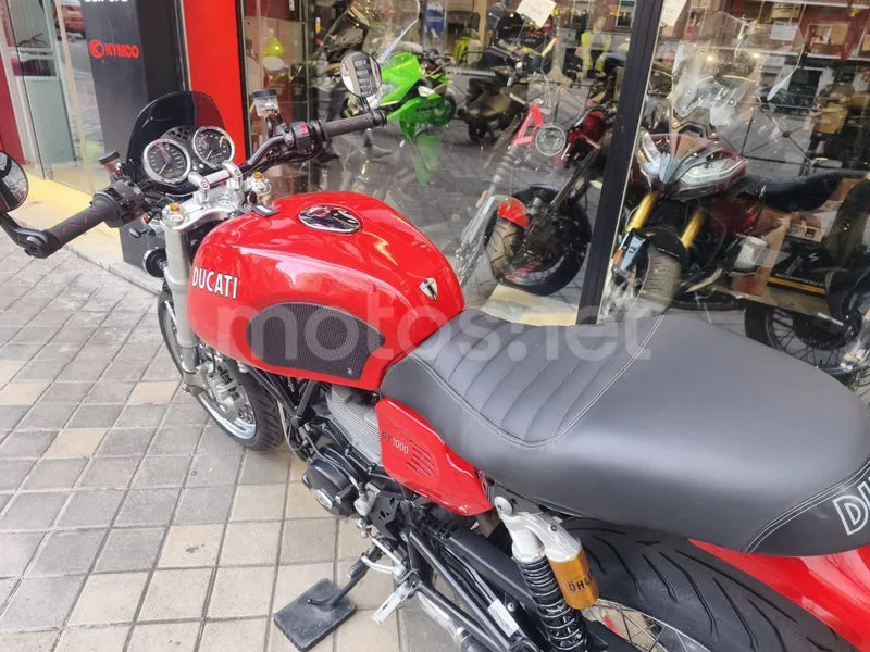 Ducati GT 1000 - Vista 8