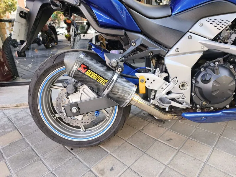 Kawasaki Z750 - Vista 15