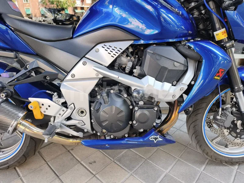 Kawasaki Z750 - Vista 5