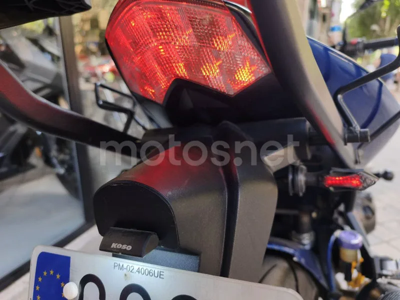 Kawasaki Z750 - Vista 8