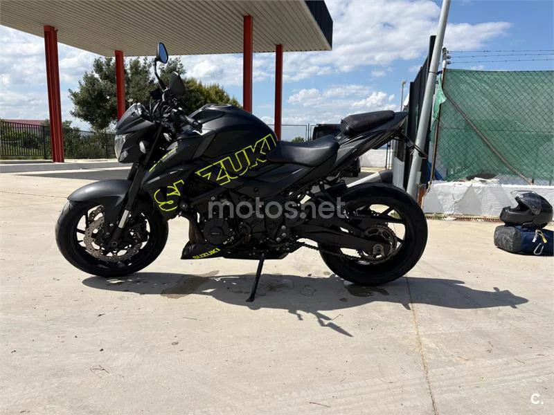Suzuki GSX-S750 - Vista 4