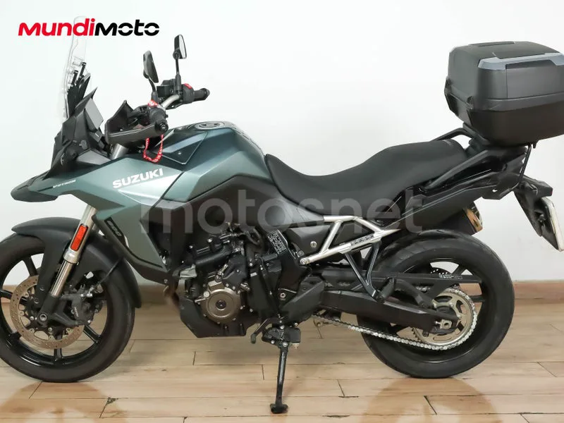 Suzuki V-Strom 800 - Vista 6