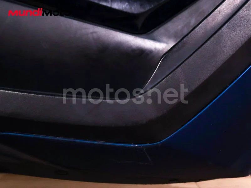 Yamaha NMAX - Vista 18