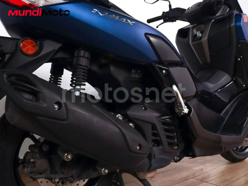 Yamaha NMAX - Vista 4