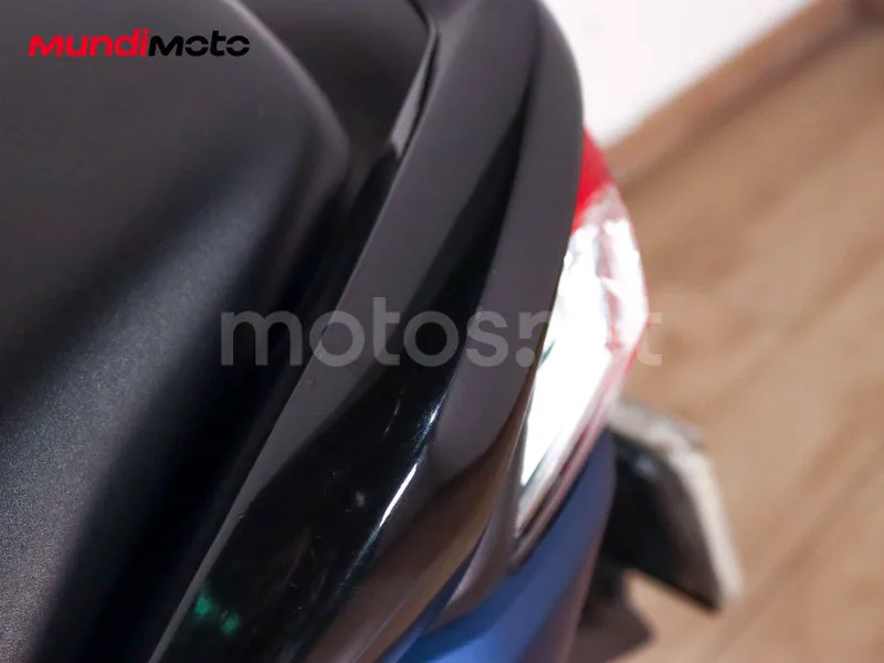 Yamaha NMAX - Vista 33