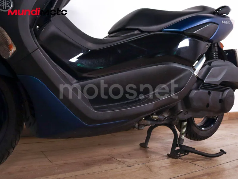 Yamaha NMAX - Vista 10