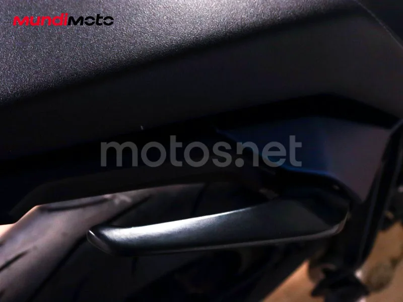 Yamaha Tracer 7 - Vista 21