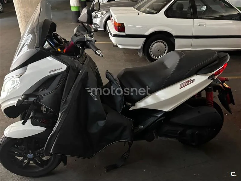 Piaggio MP3 5555 € 2021 Madrid - 1