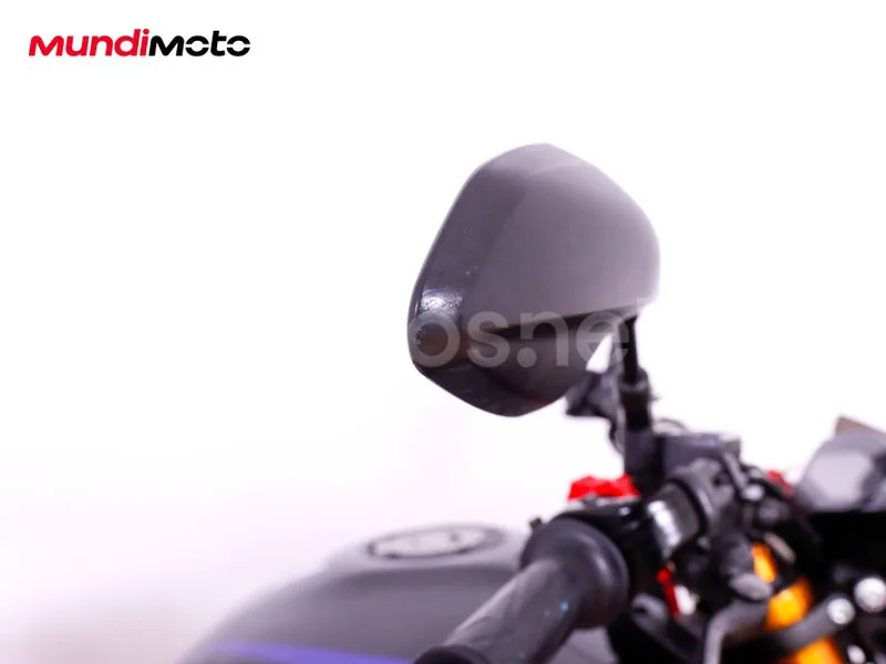 Yamaha MT-09 - Vista 13