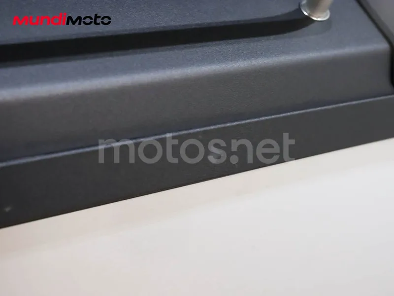 QJ Motor SRT 550 - Vista 16