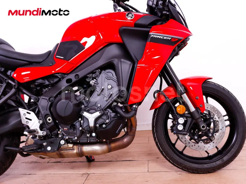 Yamaha Tracer 9 - Vista 22