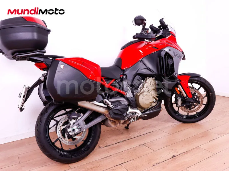 Ducati Multistrada V4 - Vista 3