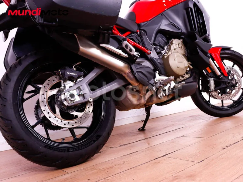 Ducati Multistrada V4 - Vista 4