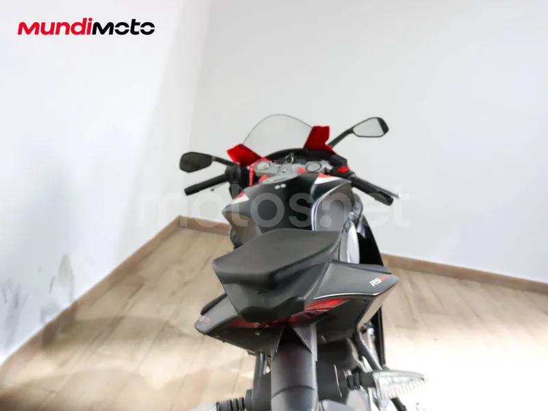 Aprilia RS 125 - Vista 4