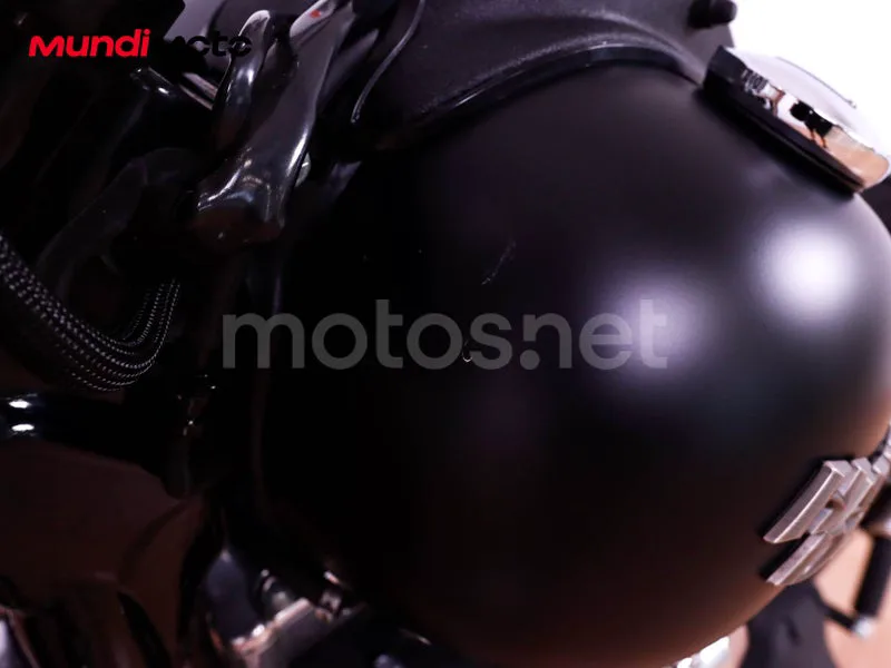 Harley-Davidson Dyna Street Bob - Vista 15